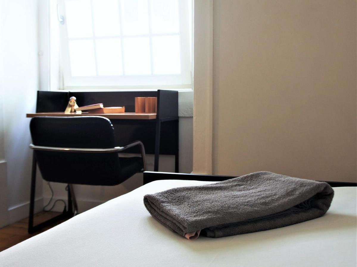 Living Lounge Hostel ลิสบอน ภายนอก รูปภาพ