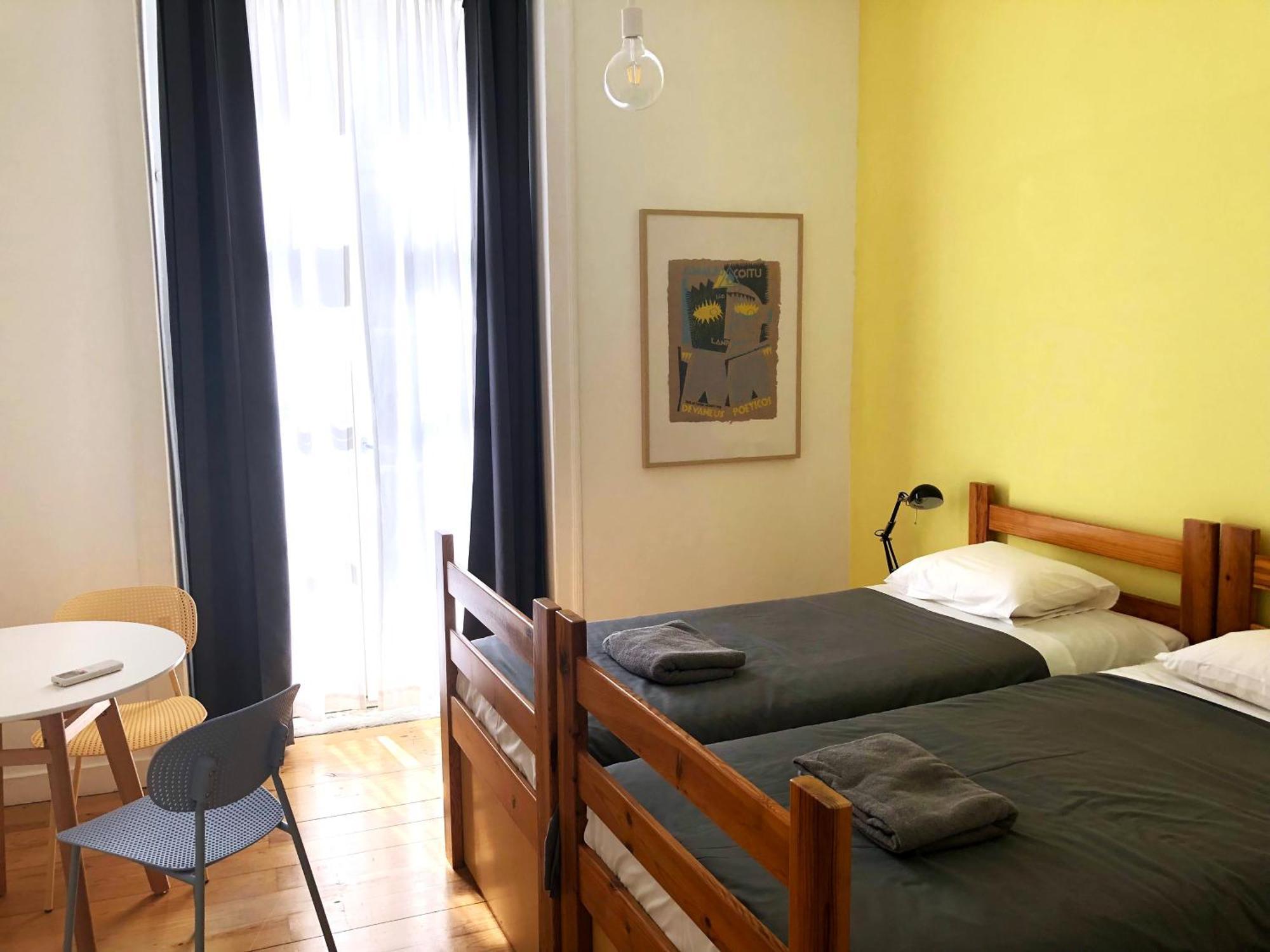 Living Lounge Hostel ลิสบอน ภายนอก รูปภาพ