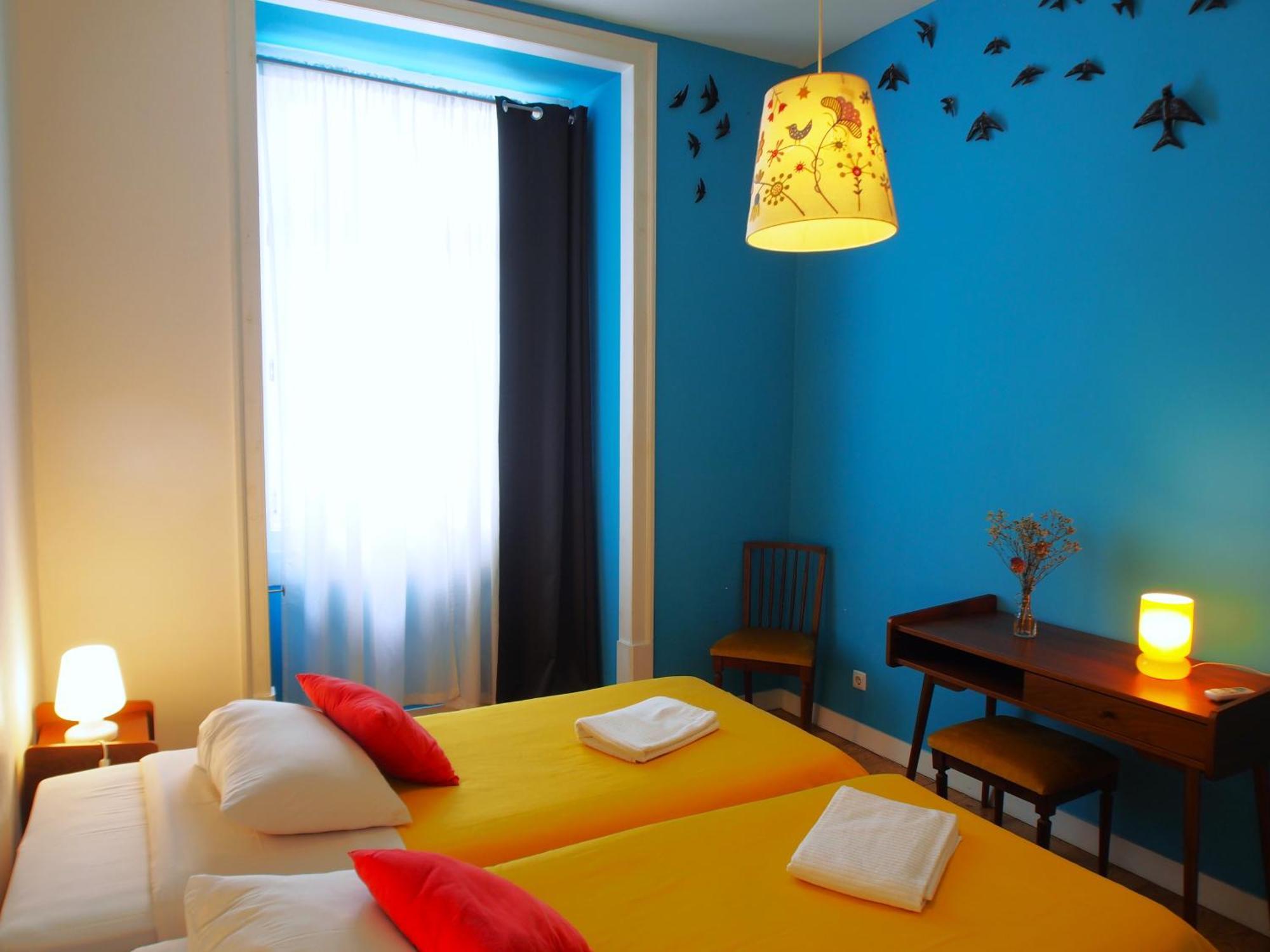 Living Lounge Hostel ลิสบอน ภายนอก รูปภาพ